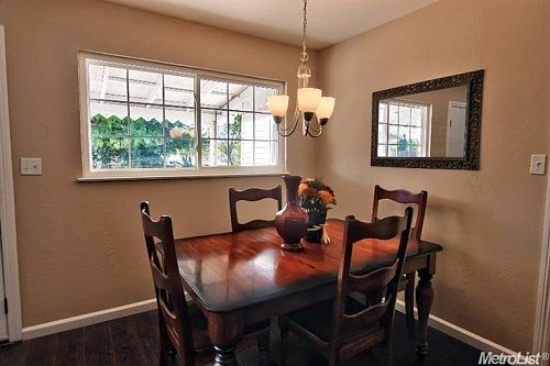 4th image of 1485 Hollingsworth Dr