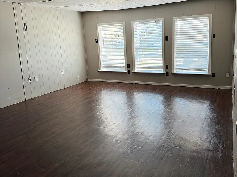 418 Woodcrest Way — Photo 13