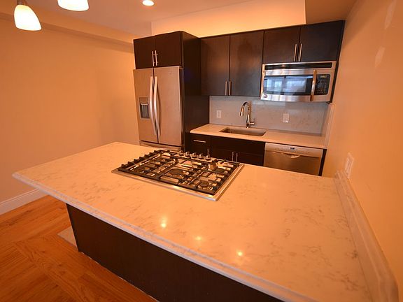 4th image of 30-89 38th St #23W