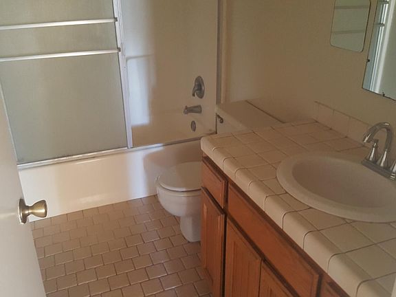 5th image of 506 Obispo Ave APT A
