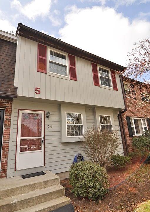 1st image of 5 Treetop Ln #6
