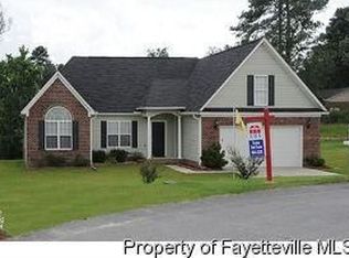 3200 Brookmere Ln, Fayetteville, NC 28304