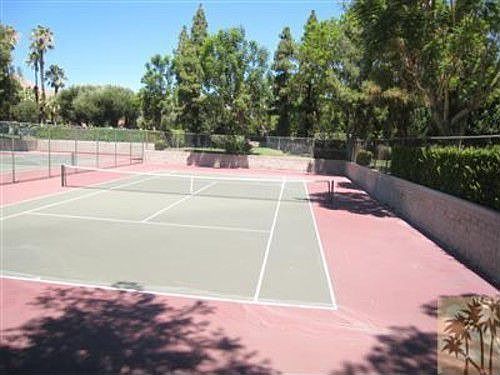 5th image of 420 N Villa Ct Unit 213