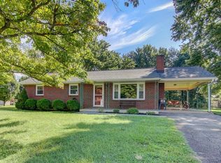 1019 Windy Ridge Dr, Bedford, VA 24523