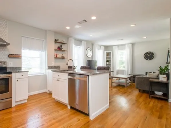 416 Medford St #C4, Charlestown, MA 02129