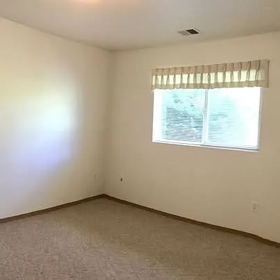 Unit Photo