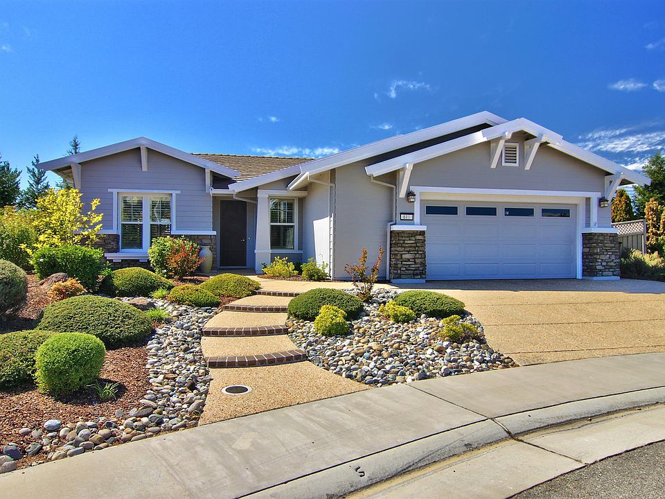 1st image of 611 Orchid Ln