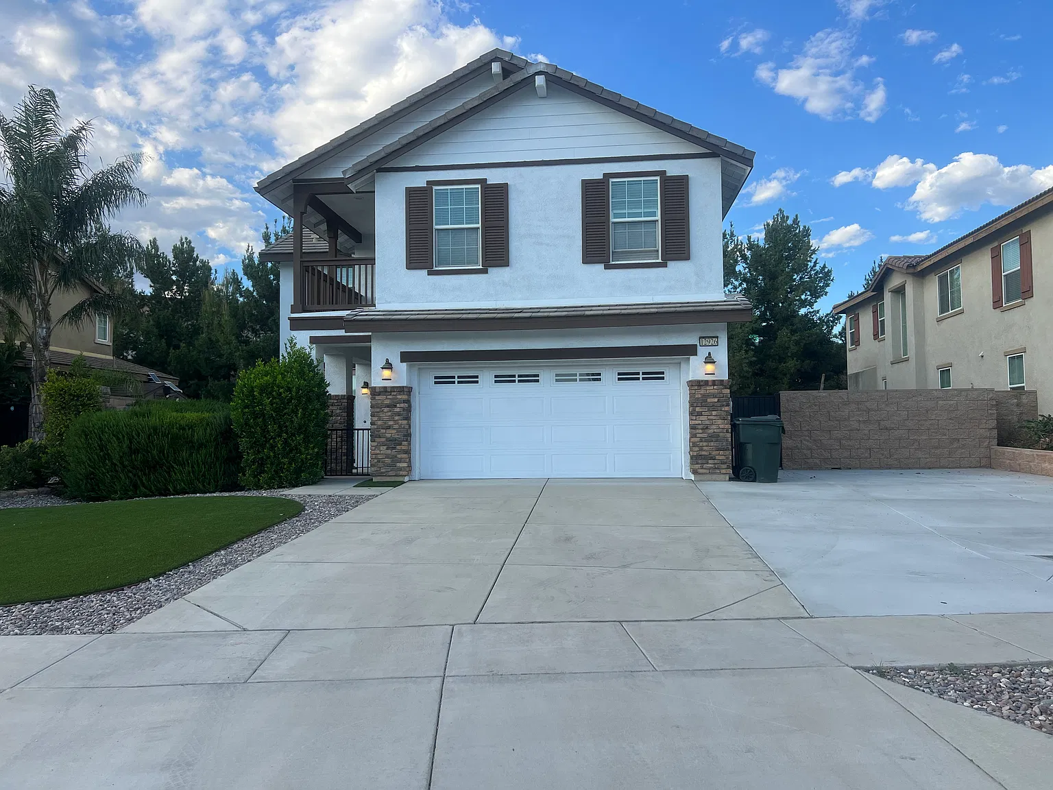 5 bed, 3000 sqft, $4,000 — Photo 2