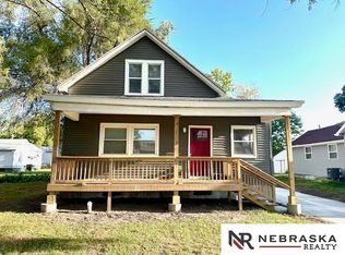 428 W 3rd St, Fremont, NE 68025