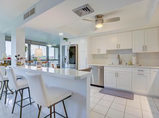 5380 Woodland Lakes Dr APT 317, Palm Beach Gardens, FL 33418