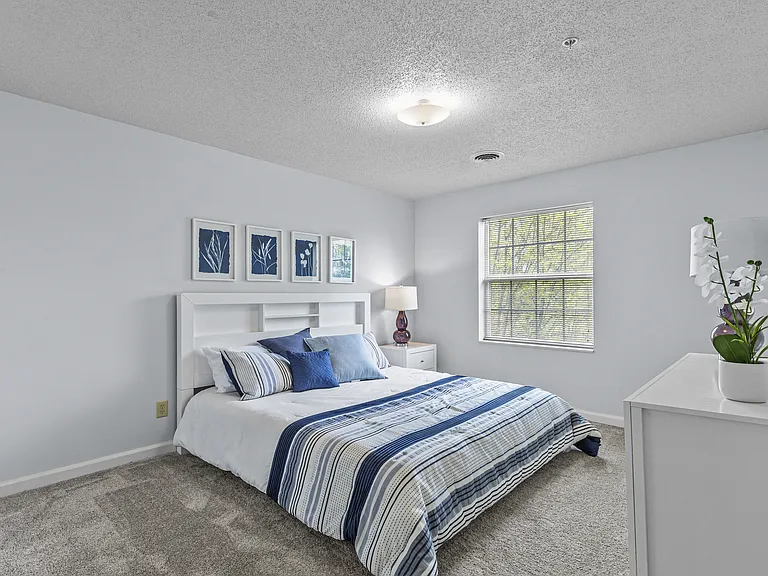 Meadow View Landing — Photo 1