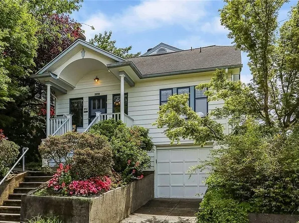 125 NW 74th St, Seattle, WA 98117