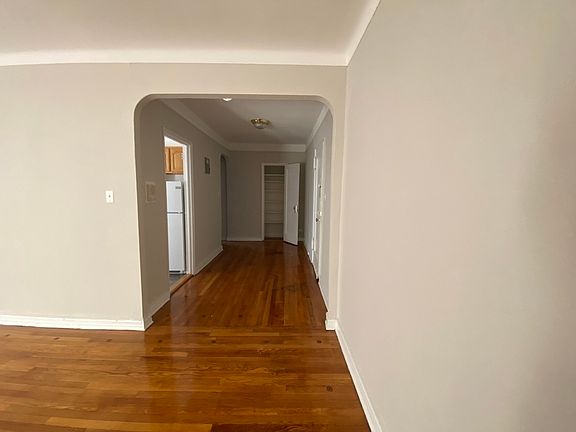 2nd image of 85-05 Elmhurst Ave #5EE