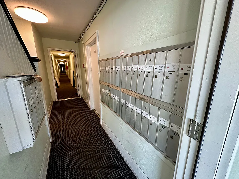 1315 Cass
