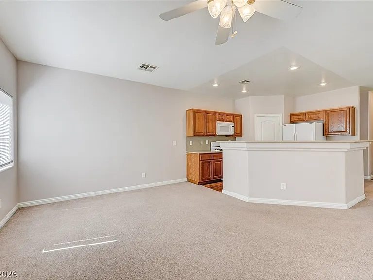 5507 Big Red Ct #103 — Photo 10