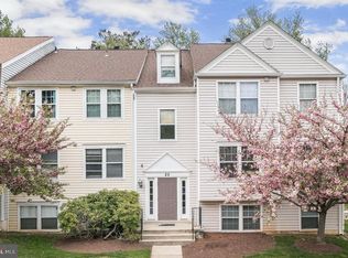 25 Pickering Ct APT 102, Germantown, MD 20874