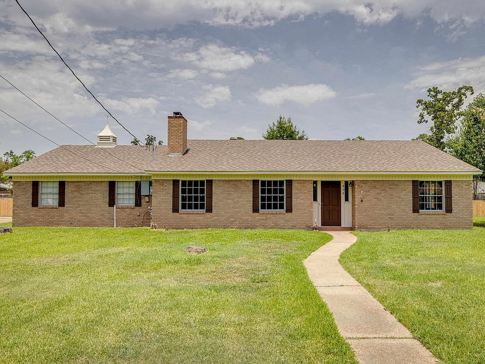 1st image of 404 Parkwood Dr