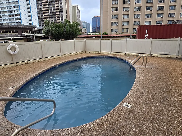 910 Ahana St #402 — Photo 10