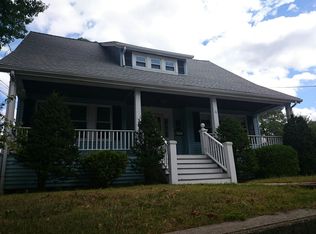 16 Ledge Hill Rd, West Roxbury, MA 02132