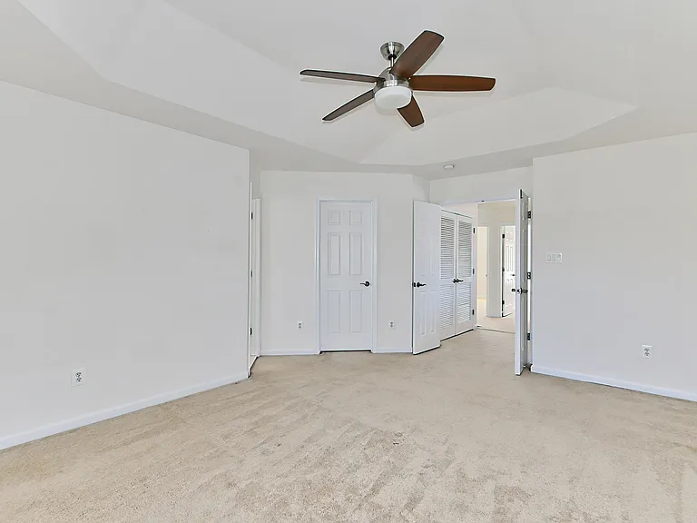 21510 Iredell Ter — Photo 42