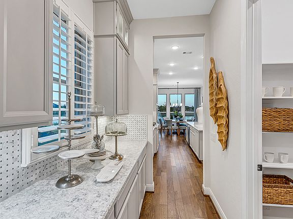 4th image of 107 W Silky Sephora Ct