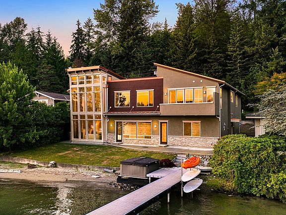 4th image of 2076 Dellesta Drive