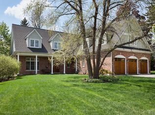 2025 Swainwood Dr, Glenview, IL 60025