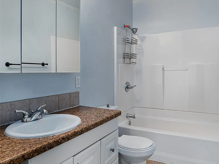 4806 General Bragg Dr — Photo 17