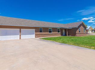 25 Inspiration Dr, Los Lunas, NM 87031