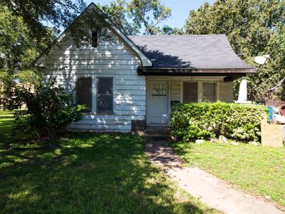 520 W Burleson St, Wharton, TX, 77488