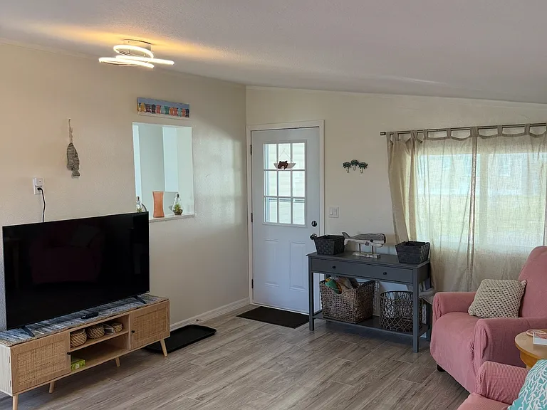 879 Arapaho Trl — Photo 10