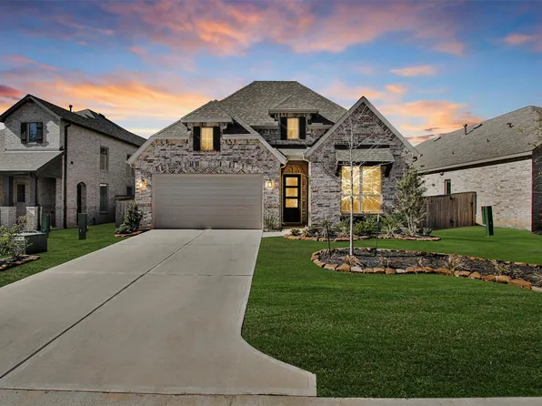 256 Sky Top Dr, Montgomery, TX 77316