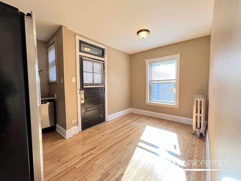 2100-2112 W. Ainslie-4908-4910 N. Hoyne Chicago, IL 60625 — Photo 10