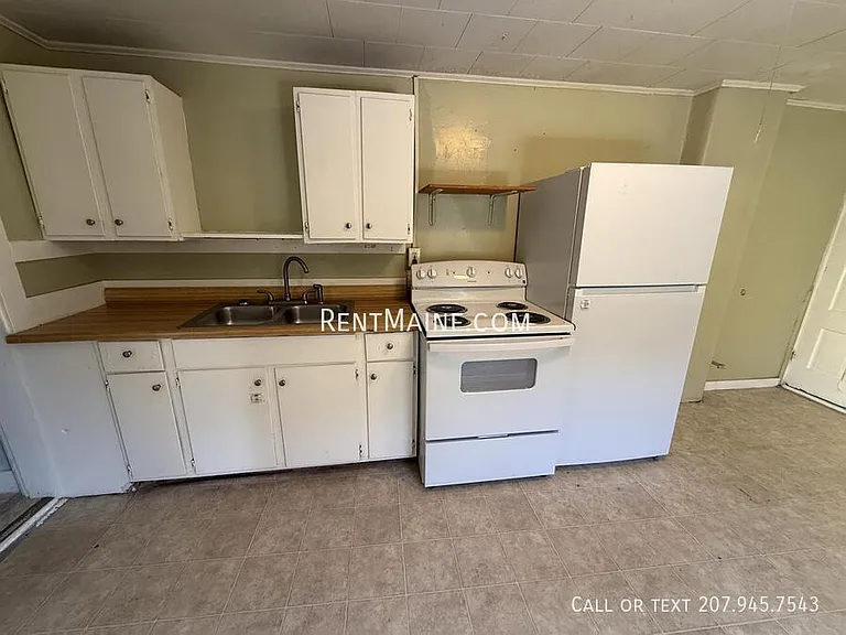 24 Birch St #2 — Photo 1