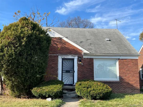 19315 Hubbell St, Detroit, MI 48235