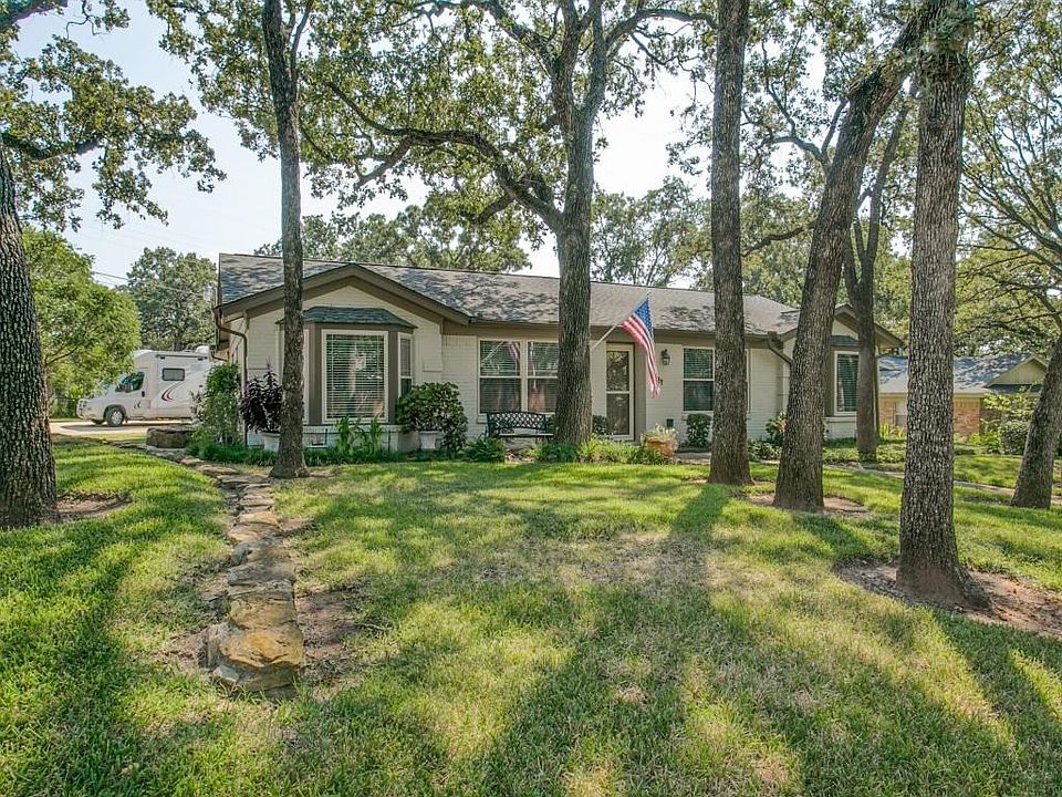 1st image of 621 Hillview Dr