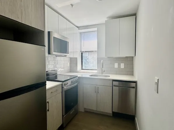 13 Peterborough St #24, Boston, MA 02215