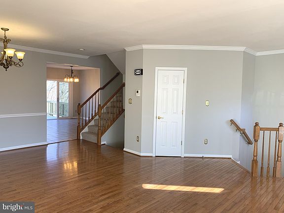 4th image of 3384 Governors Crest Ct