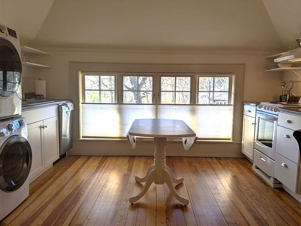 Spacious Kitchen