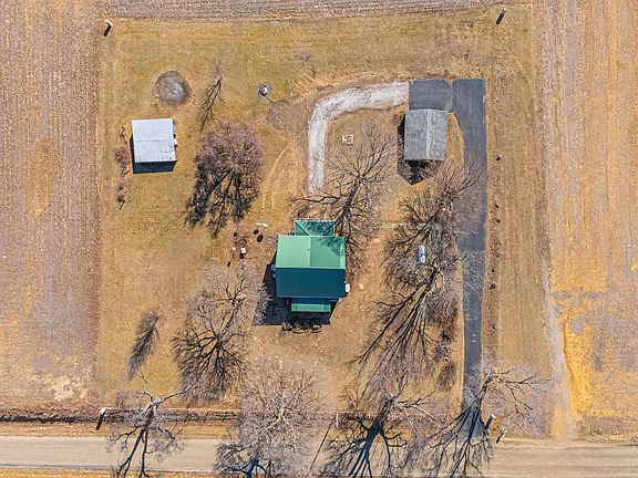 4th image of 8000 Gash Bridge Rd