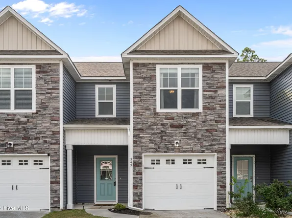 349 S Stingray Lane, Sneads Ferry, NC 28460