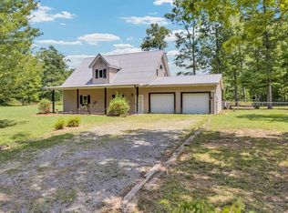 656 Caryonah Rd, Crossville, TN 38571