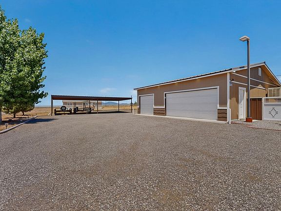 3rd image of 145 Manzano View Rd