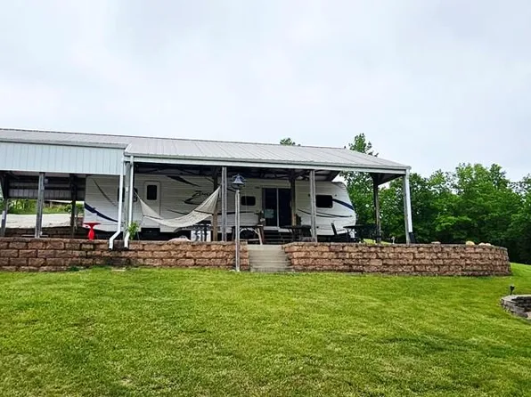 32134 Hummingbird Ln, Unionville, MO 63565