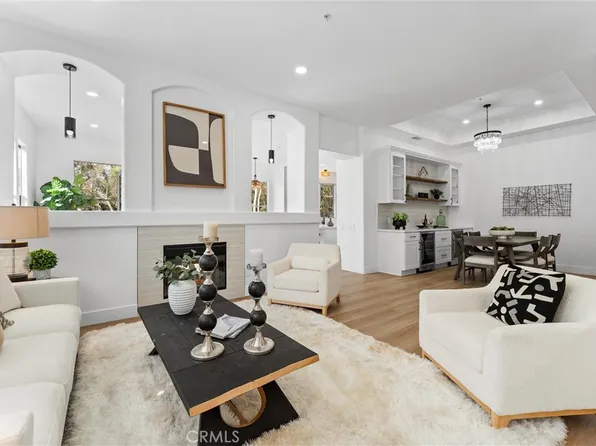 397 S San Vicente Ln, Anaheim, CA 92807