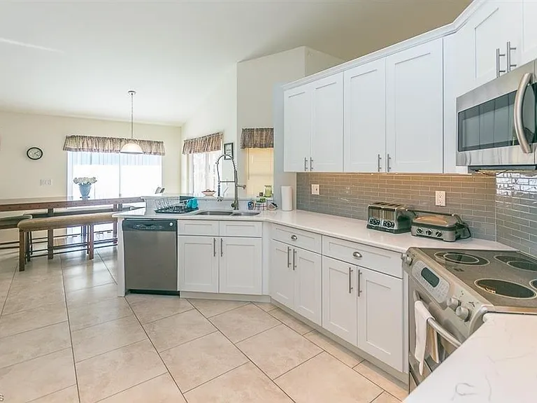 5077 Mabry Dr — Photo 9
