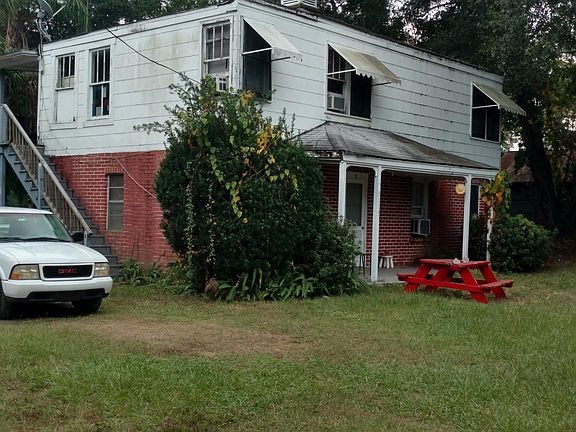2nd image of 5113 N Central Ave APT C