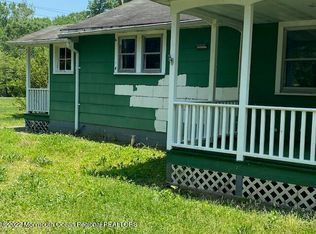 37 Moorehouse Rd, New Egypt, NJ 08533