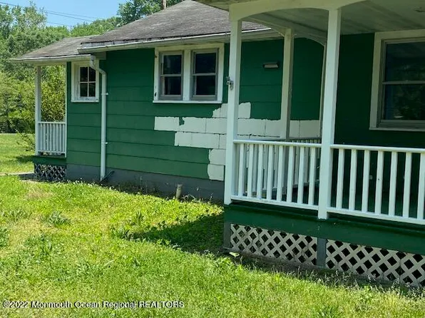 37 Moorehouse Road, New Egypt, NJ 08533