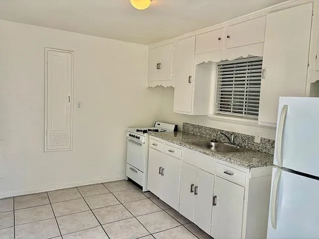 1 bed, 500 sqft, $1,695 — Photo 4
